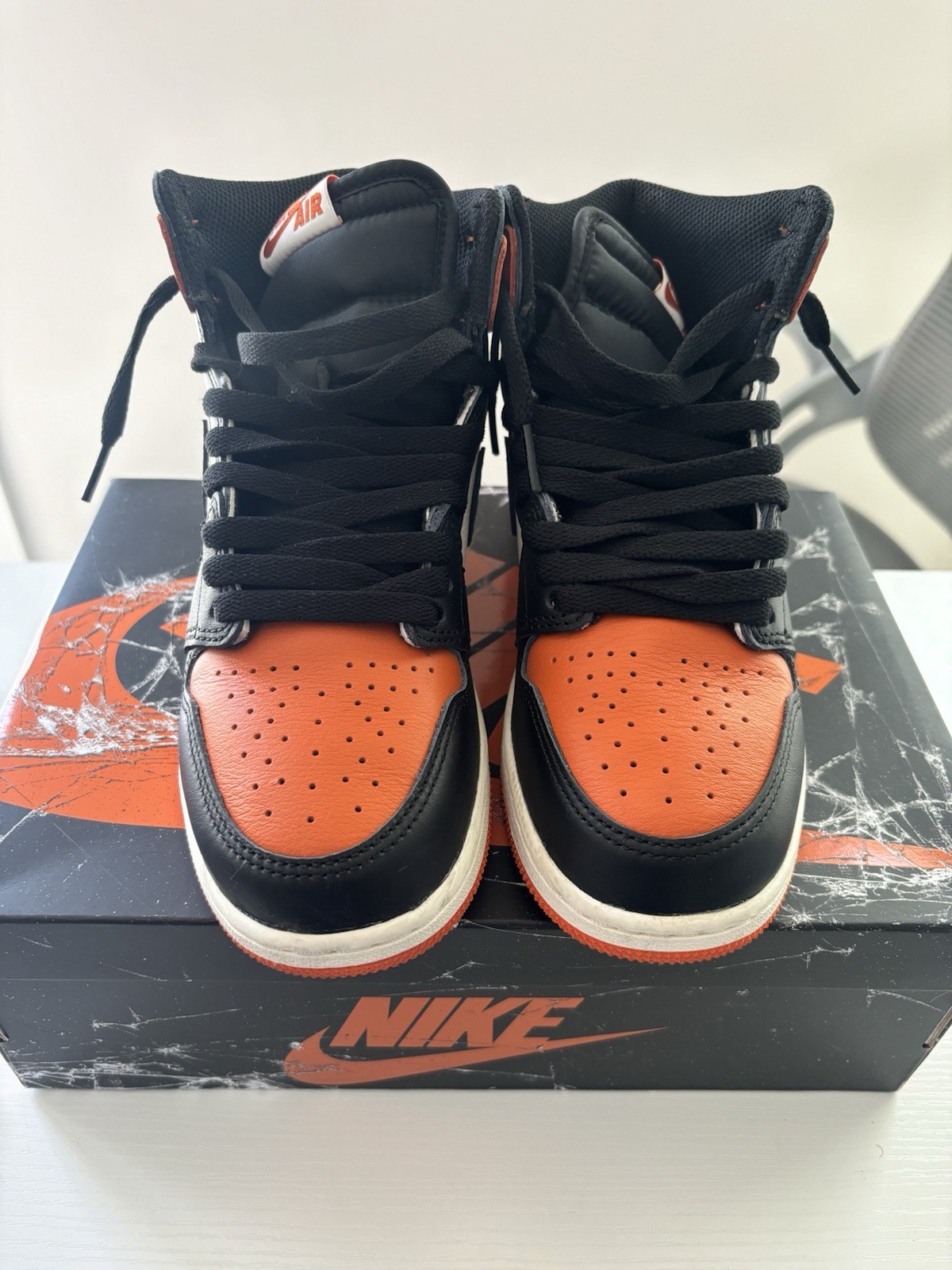 Nike Air Jordan 1 – Shattered Backboard Youth Size