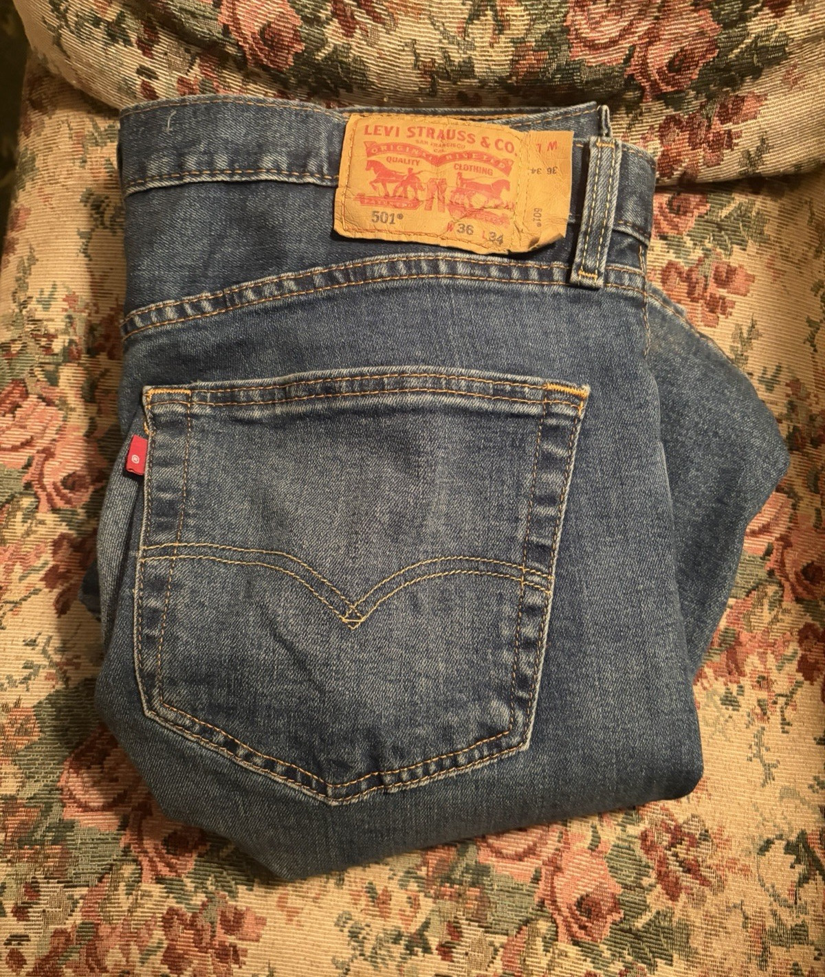 Levi’s 501 Original Straight Leg Jeans 36×34 Mens Regular Fit Blue Medium Wash
