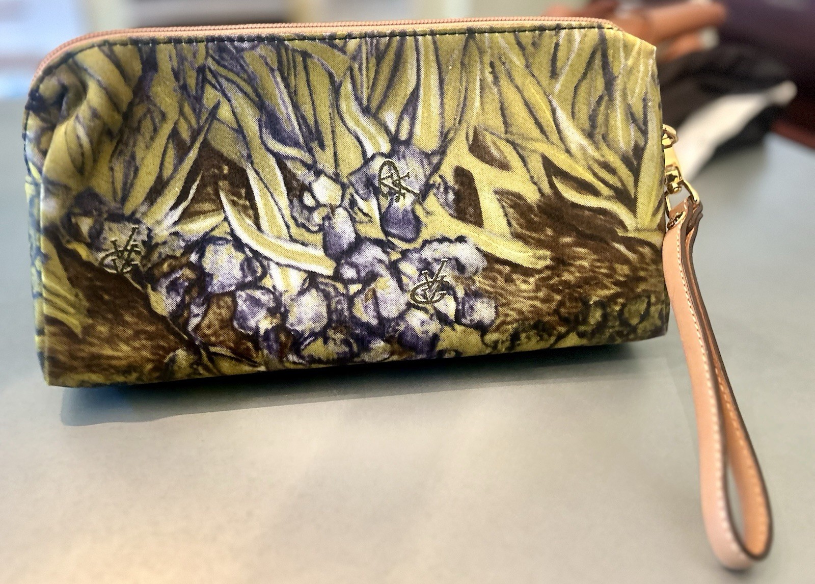Vincent van Gogh Floral Art Medium Top Handle Bag Zip-Around w Wrist Strap