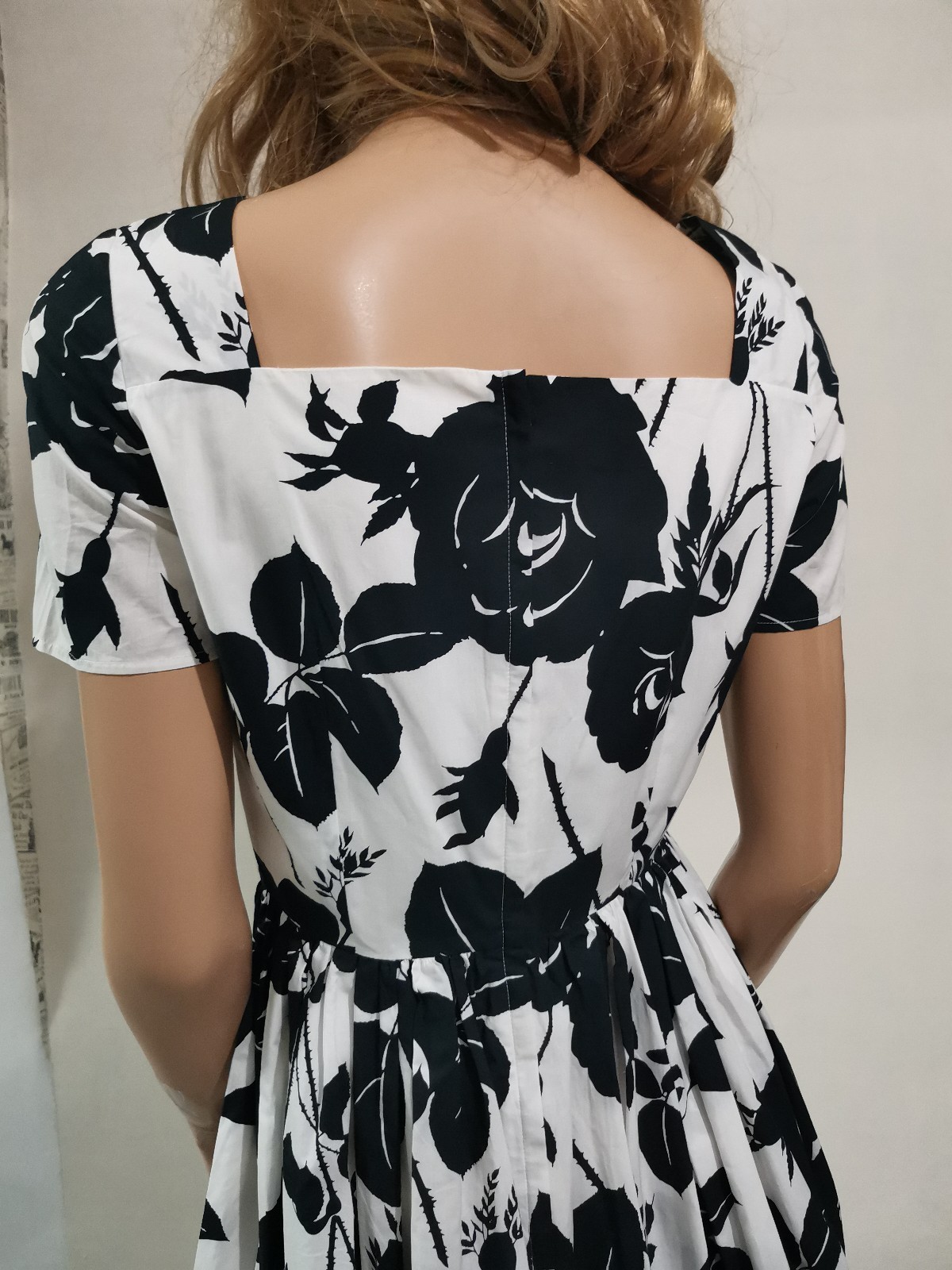 🆓US🛃 FW2015 Dolce&Gabbana black roses floral printed cotton dress IT 42