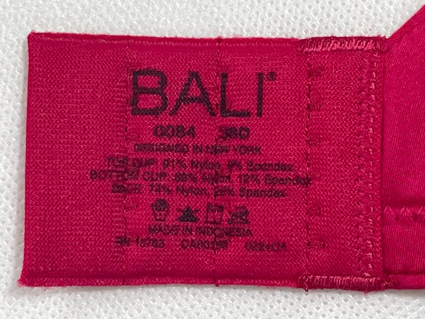 NWT Bali Women’s 38D One Smooth U Comfort Stretch Lace Bra DF0084 Scarlet Berry