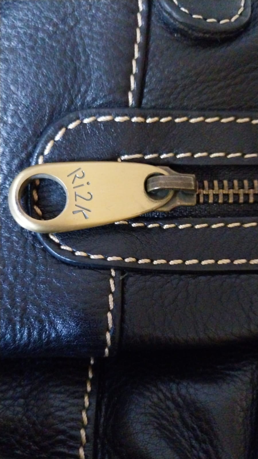 Authentic Ri2k London 100% Genuine Black Leather Handbag / Satchel