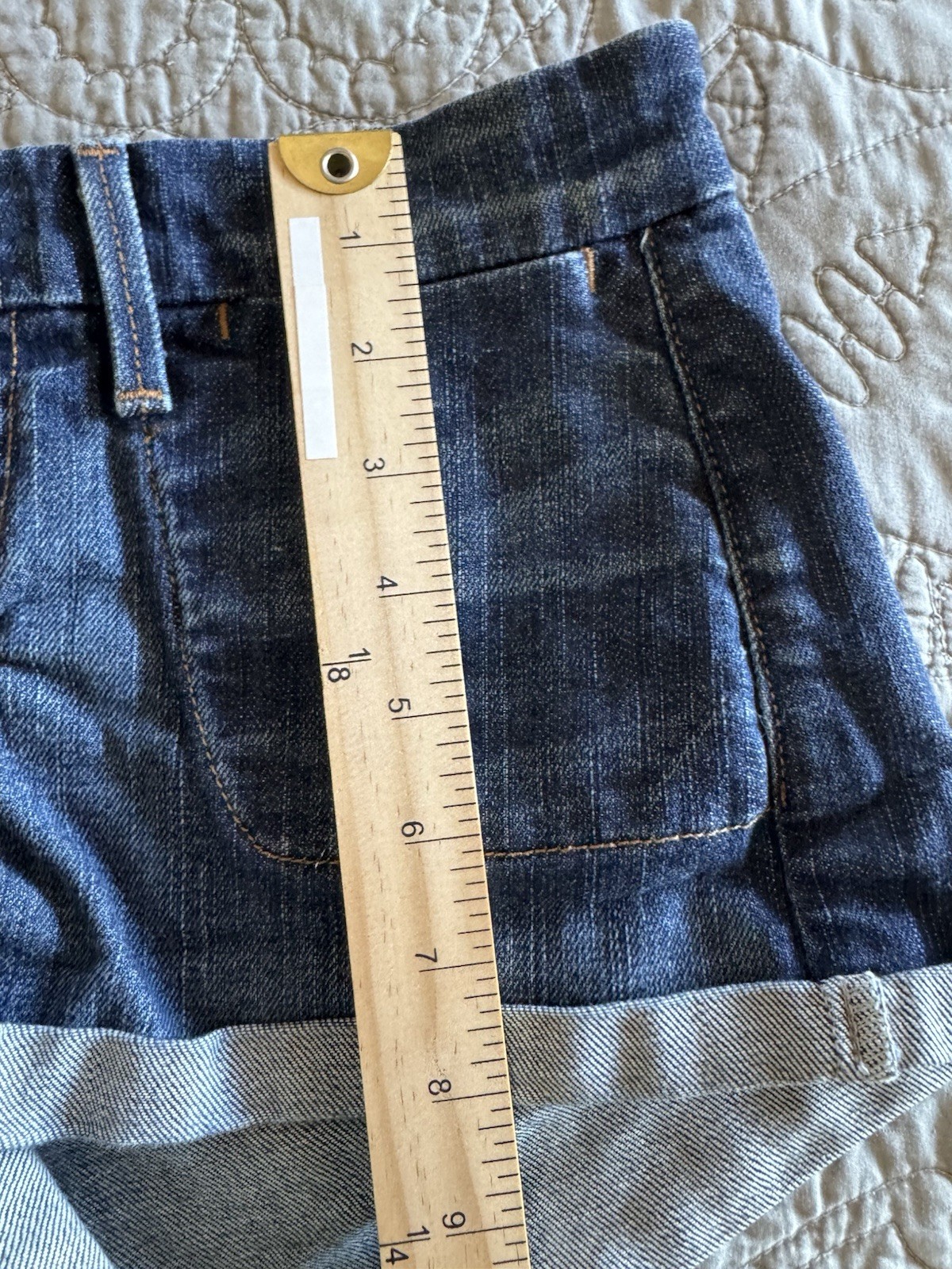 2000s Low Rise Mini Micro Jean Shorts Dark Wash Denim Cuffed Cut Off Shorts W26