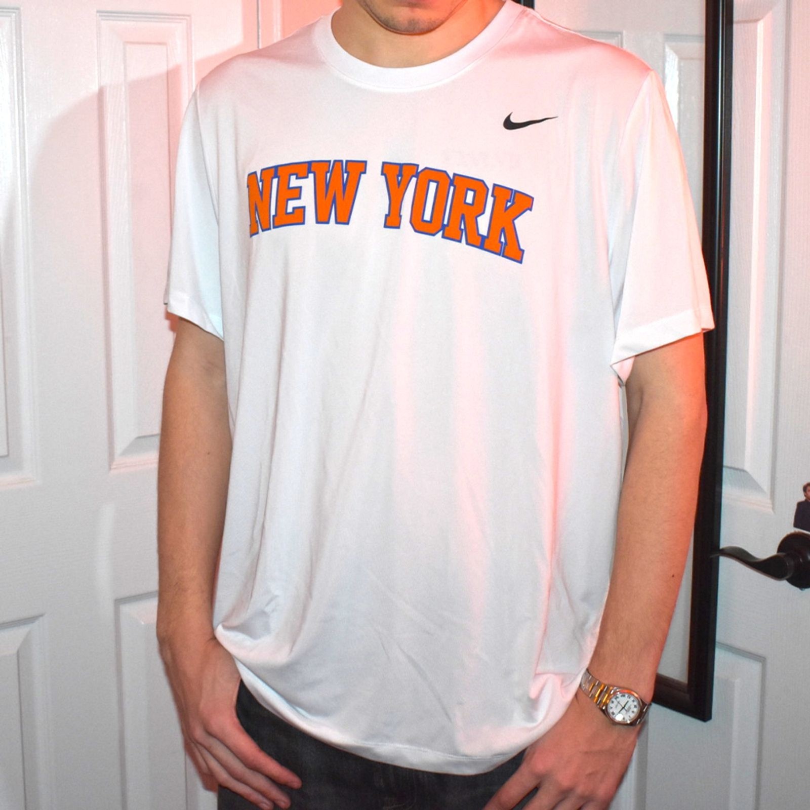 official NBA new york knicks training center white tee shirt 🏀 (Men’s SIZE XXL)