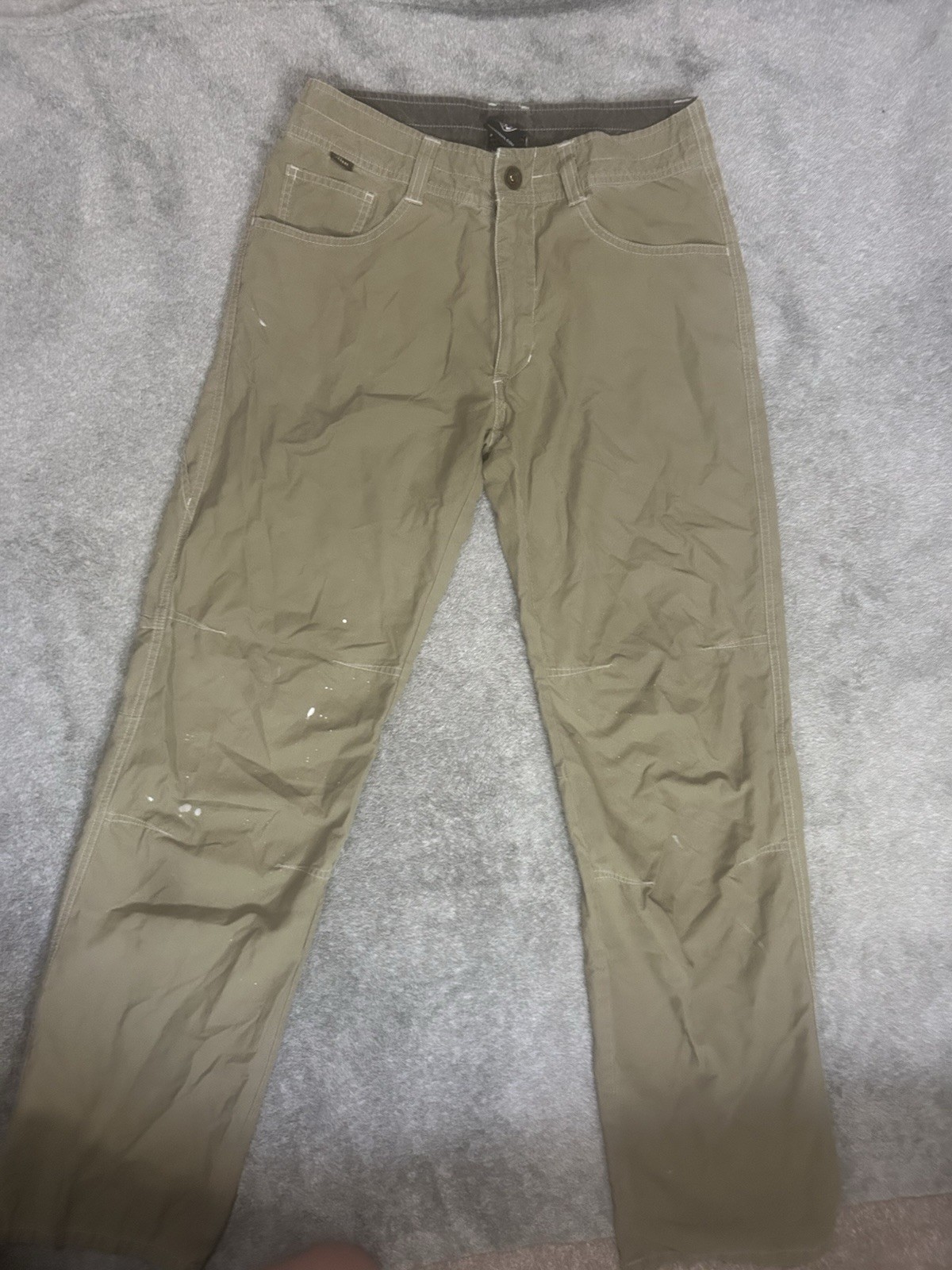 Kuhl Men’s workwear/hiking pants with some paint splatter 30×32