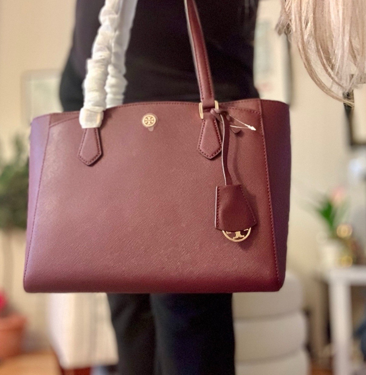 NWT TORY BURCH ROBINSON TRIPLE COMPARTMENT TOTE PORT