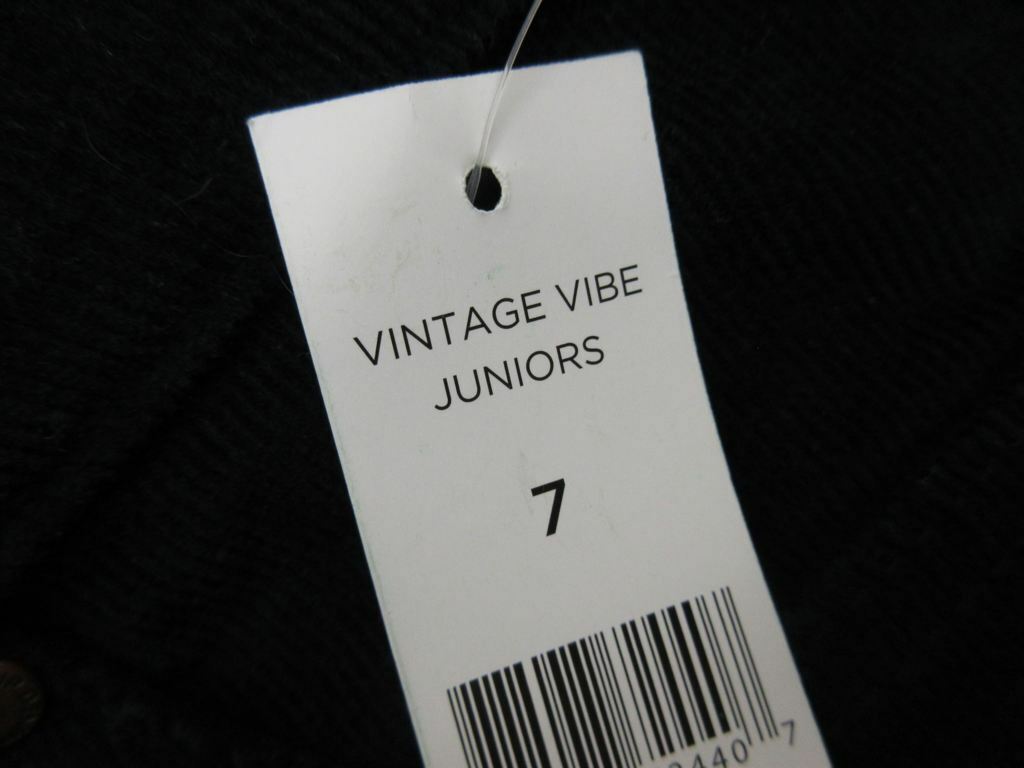 NWT DIP SIZE 7 JUNIORS BLACK VINTAGE VIBE 98% COTTON STRETCH STRAIGHT JEANS 046