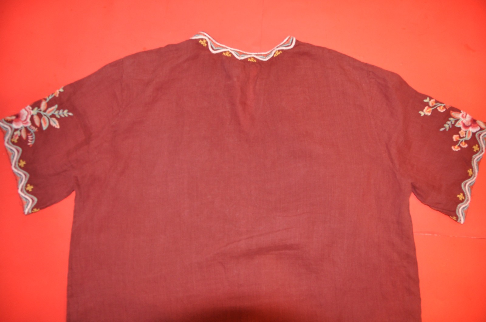 Johnny Was Alise 100% Ramie Embroidered V-Neck Mini Dress in Maroon size:L