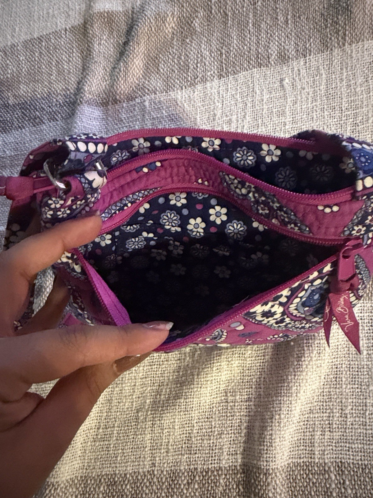 Vera Bradley Small Purple Paisley Crossbody Bag Zip Closure Lined Pockets