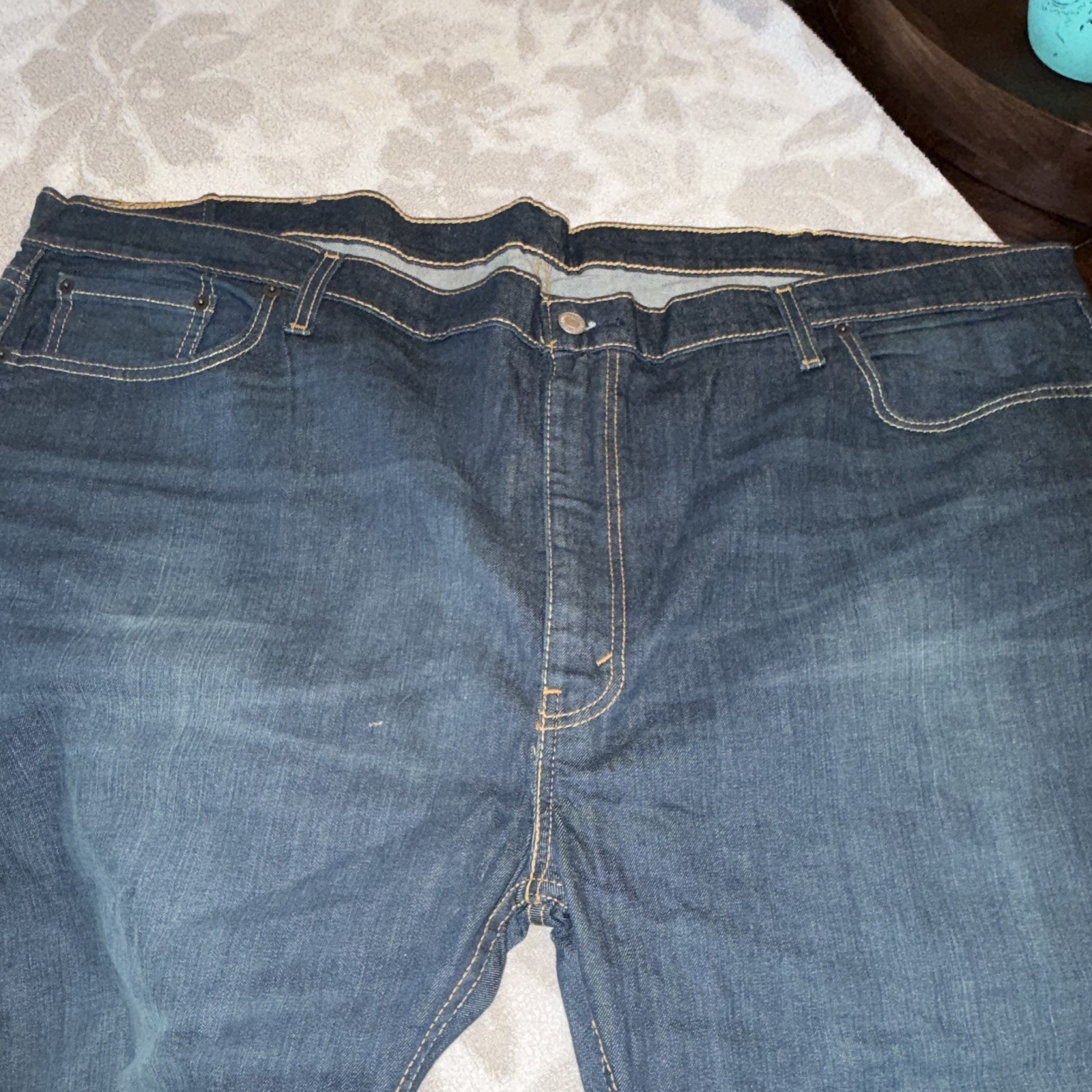 Levi’s Men’s Blue Denim Jeans Tapered Fit Mid Rise Dark Wash 5-Pocket 50×28