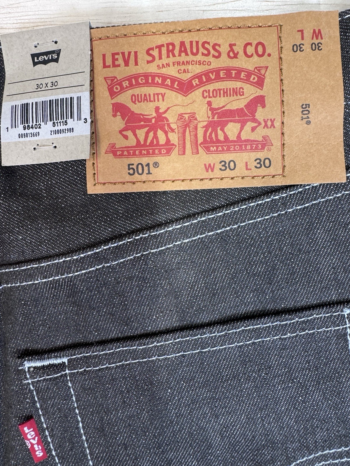 Levi’s 501 Original Shrink-to-fit Brown Button Fly Raw Denim, 30×30 NWT Men’s