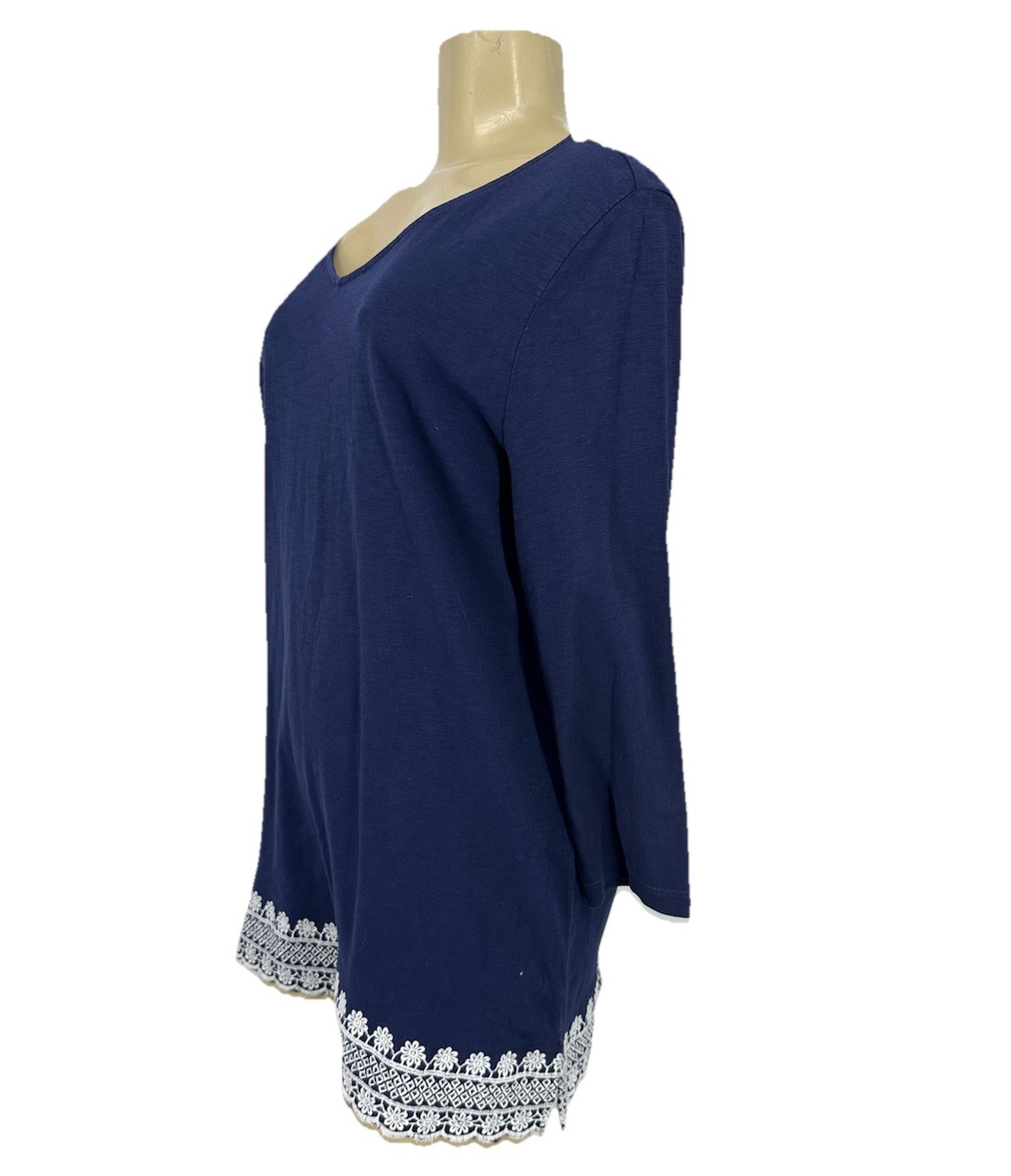 Chicos Medium Women Pull Over Navy Blue 3/4 Sleeve Top Tunic Crochet Trim S8