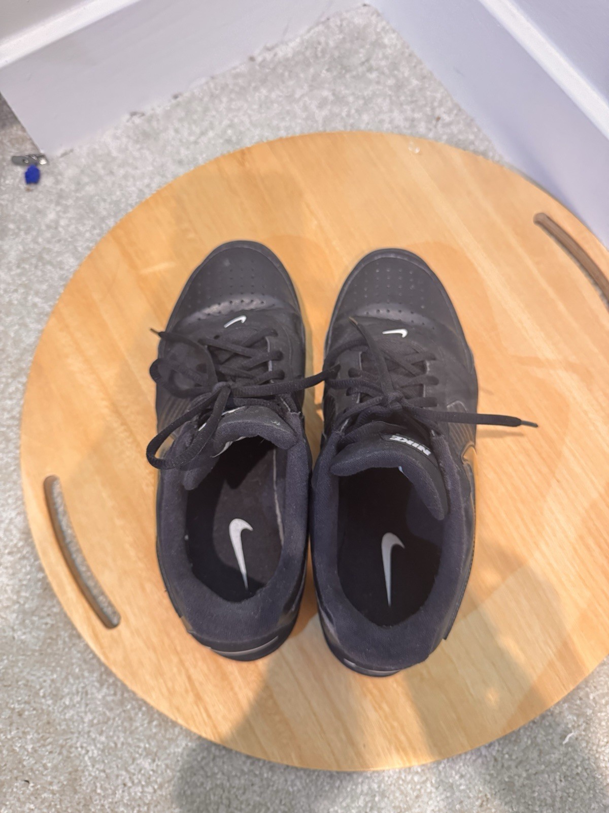 Nike Air Black Lace Up Men’s Low Top Athletic Sneakers