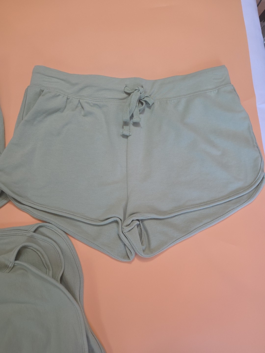 Ambiance Clash Bouclé Women’s Shorts Size Large Sage Green Drawstring Casual Lou
