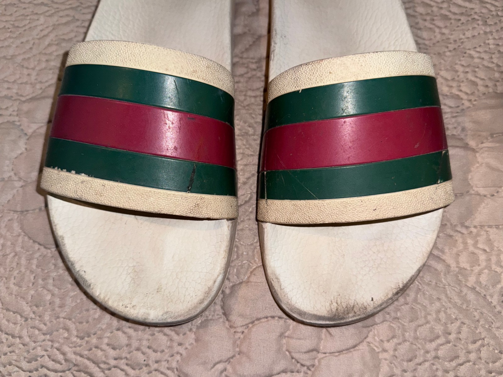 Gucci Men’s Web Rubber Slide Sandals White w/Red/Green Stripe