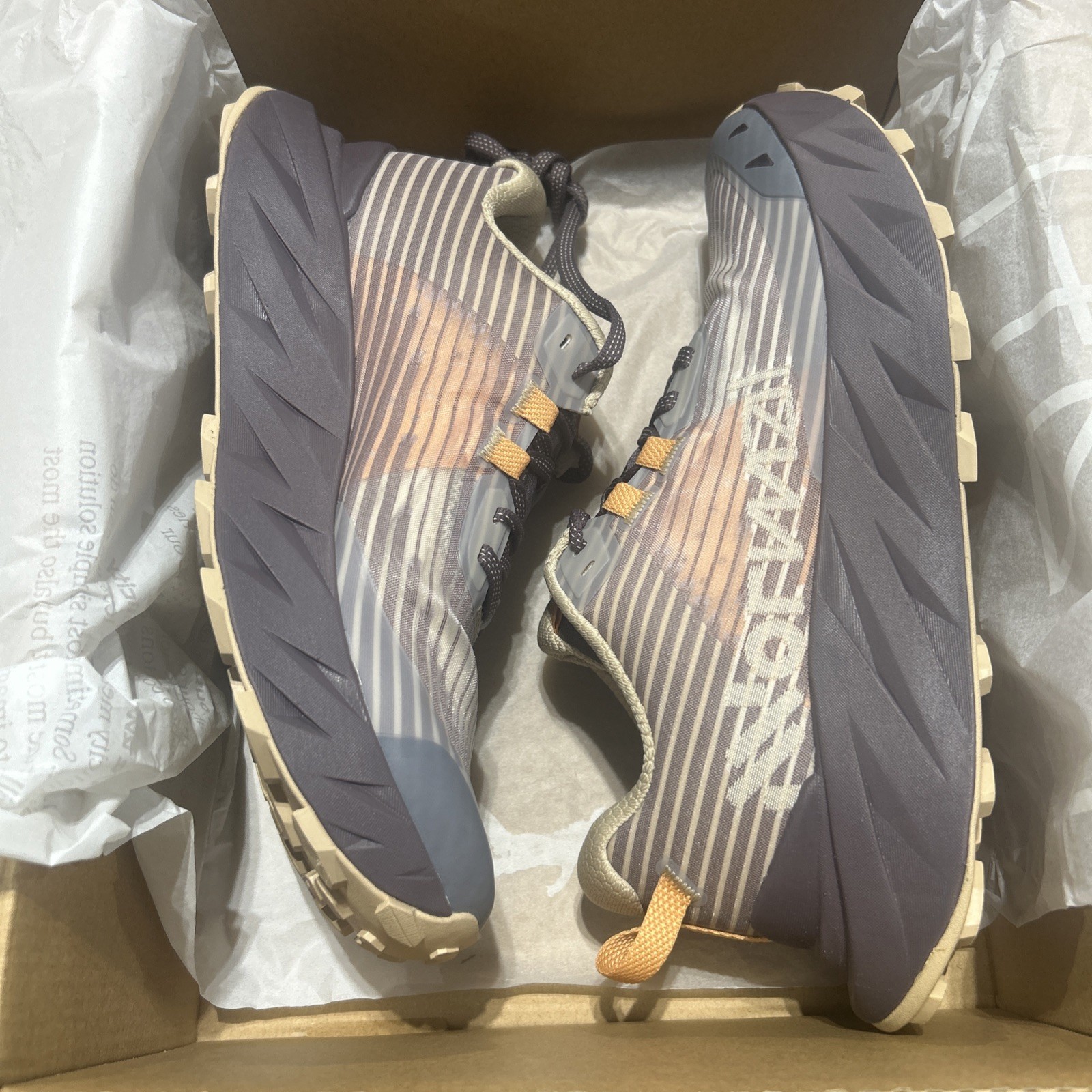 Nnormal Cadi Women’s Trail Running Beige Trainers Shoes. 8.5 US. 7 UK. 40 2/3 EU