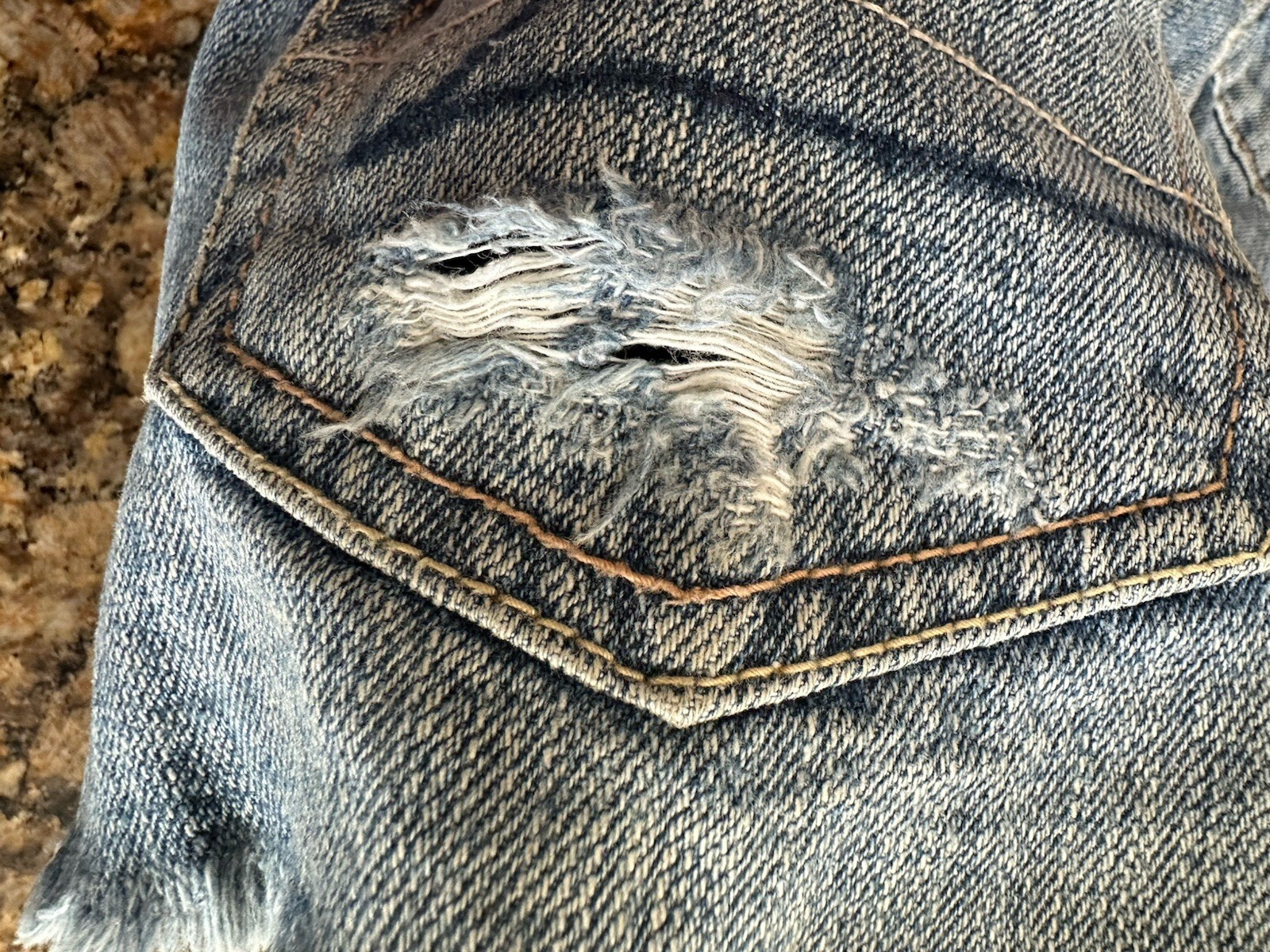 American Eagle Distressed Cut Off Jean Shorts Women’s Size 2 * See Details*