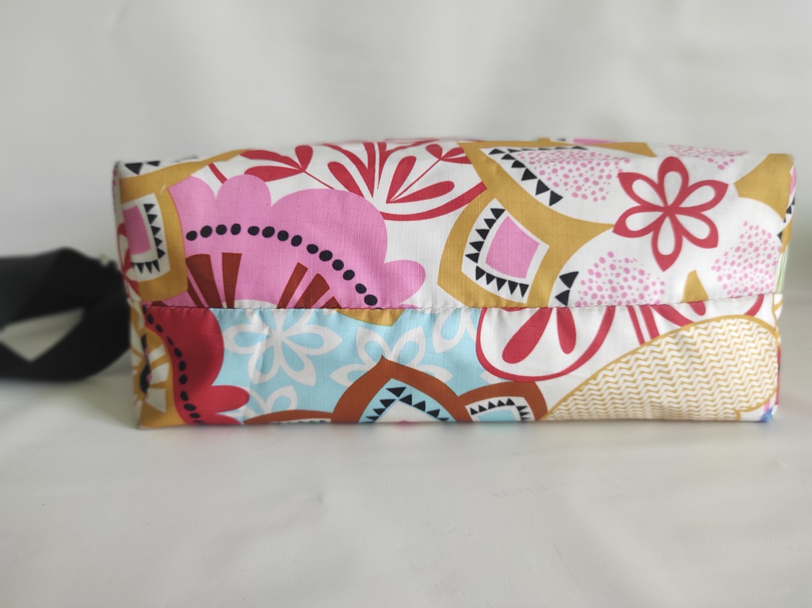 Brighton Pink Mod Retro Printed Fabric Shoulder Bag Lightweight, W 11″,H 9″,D 4″