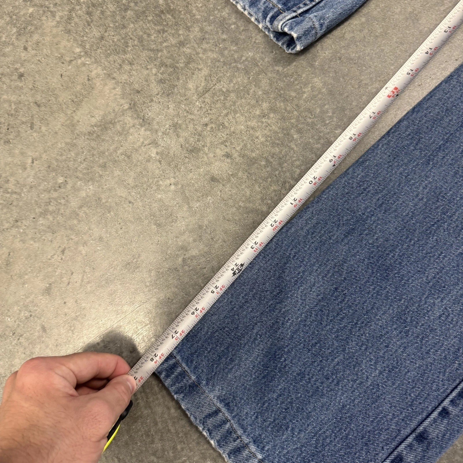 VTG Woman’s Levi’s 517 Bootcut Low Rise Blue Jeans Cotton Medium Wash 28 x 28