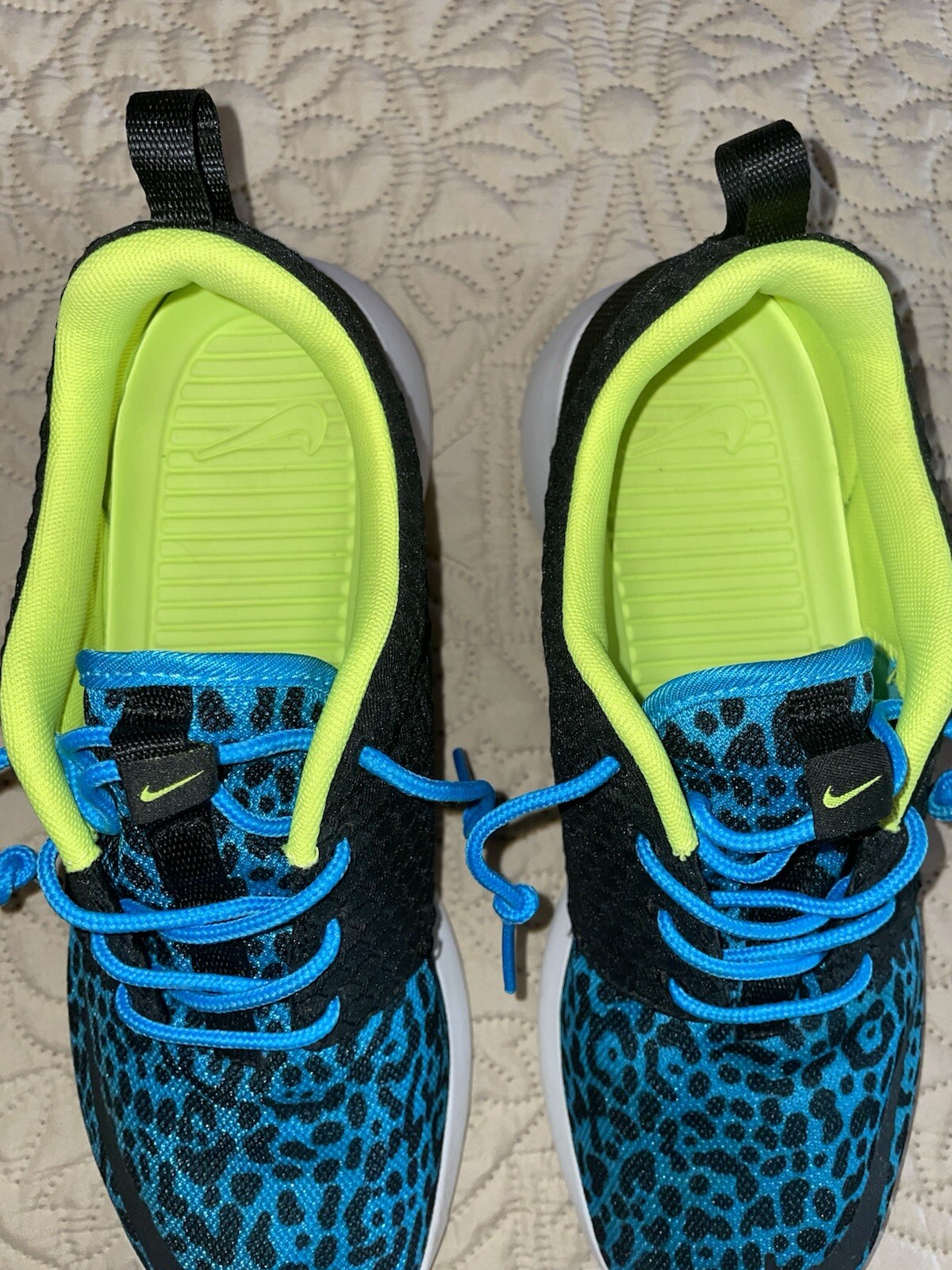 Nike Roshe Run FB (Blue Leopard) Blue Black Neon Yellow-Green Men’s Size 9.5