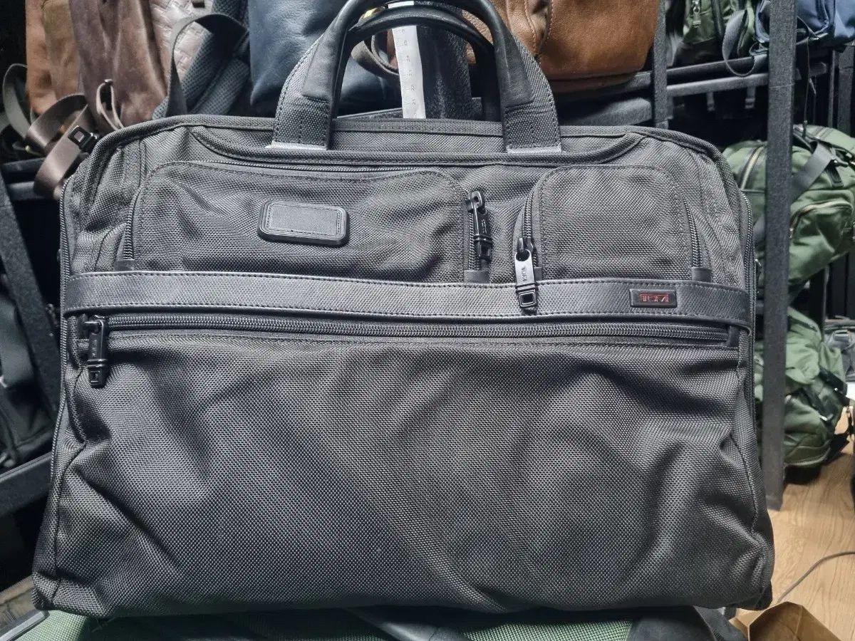 TUMI Alpha Brief 026114D2 Large Screen