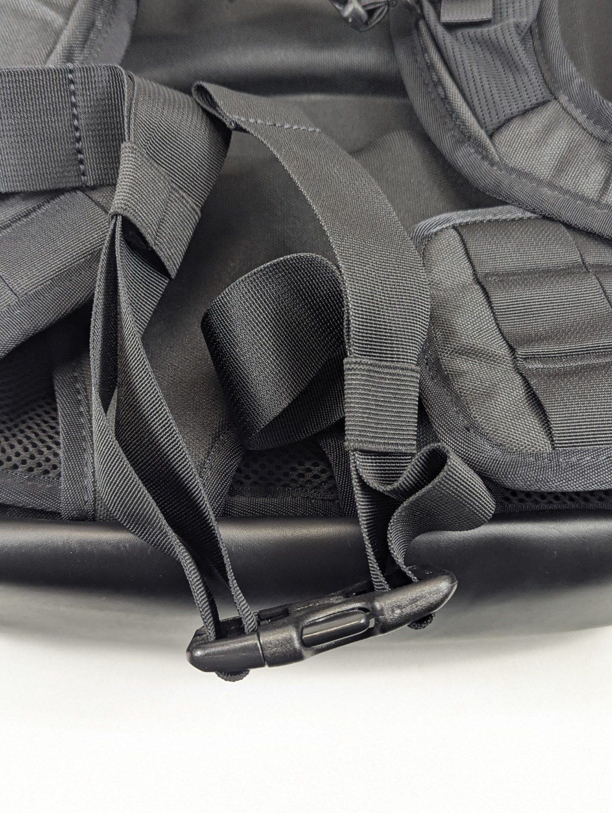 Oakley Kitchen Sink Backpack 34L Stealth Black Tactical Travel Riding