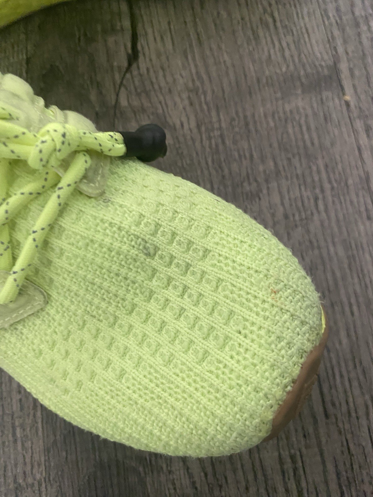 adidas Ivy Park Men’s Ultraboost Neon Green Running Shoes Size 6