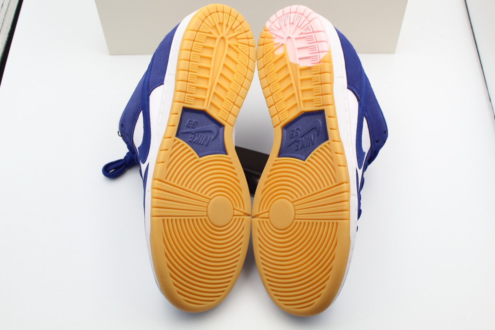 Nike SB Dunk Low Los Angeles Dodgers / Deep Royal Blue DO9395-400 Men’s US4-14