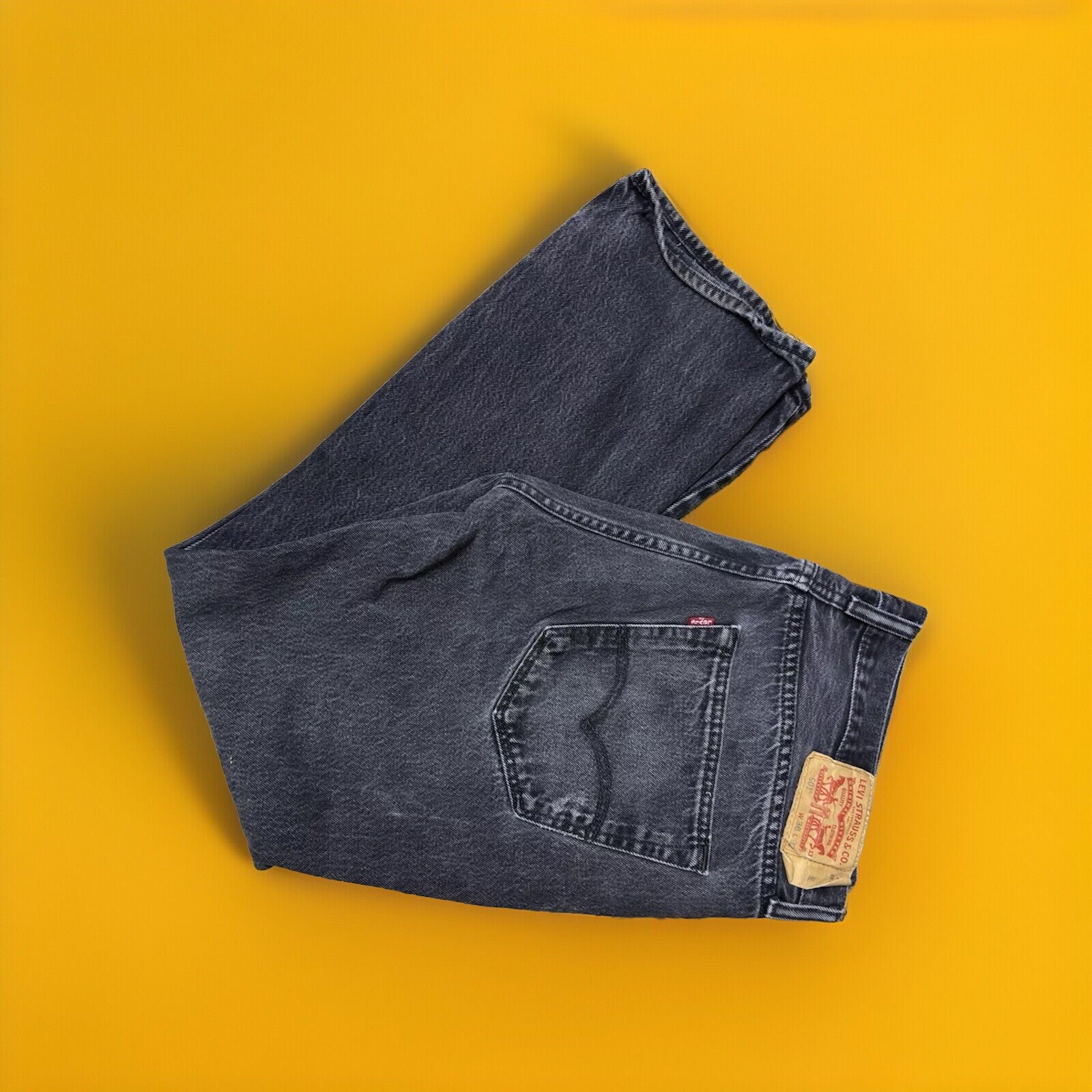 Levis Mens 501 36x32Original Fit Denim Jeans Straight Leg Button Fly 100% Cotton