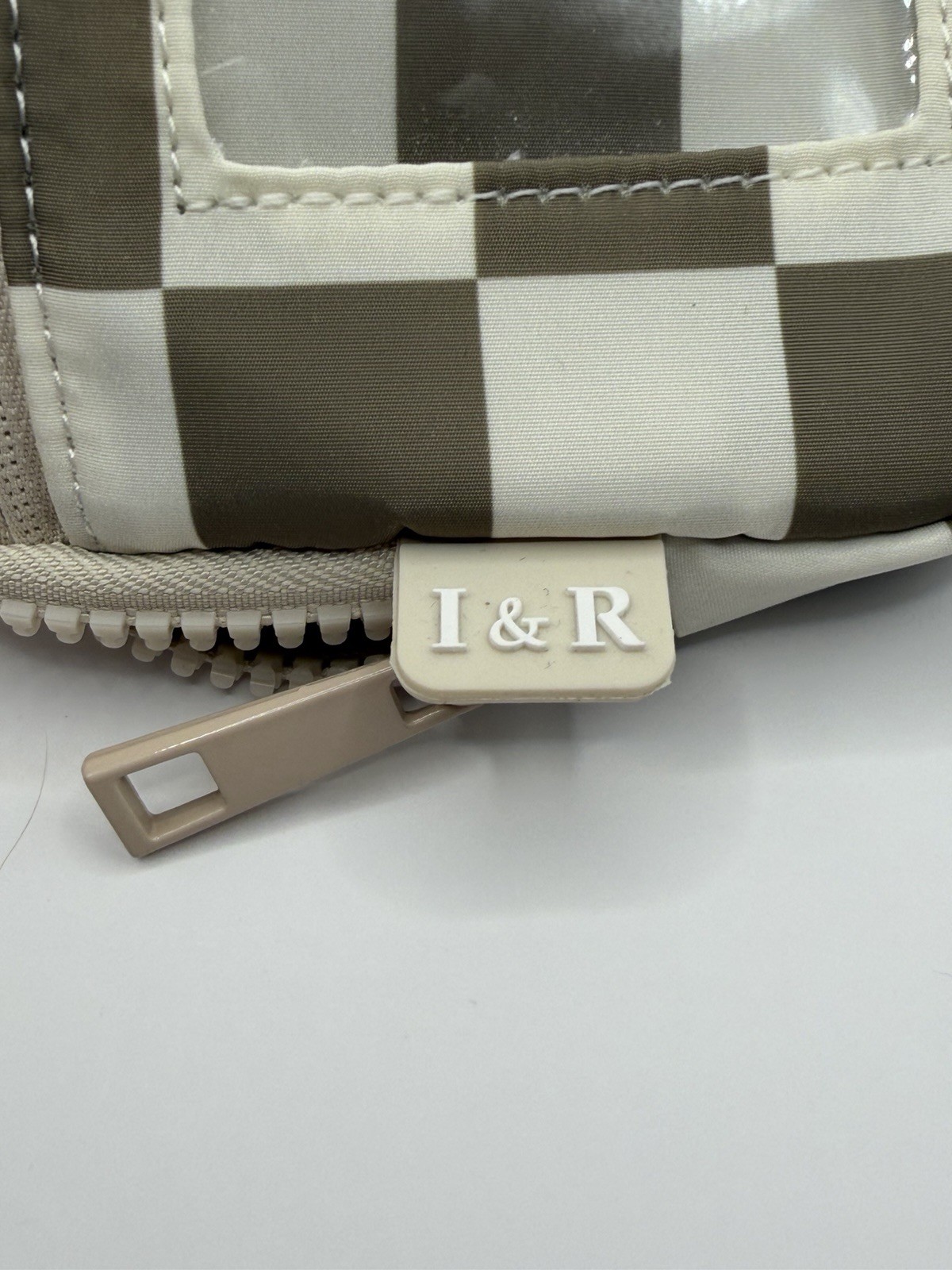 I&R Check Zip-Around Wristlet Wallet w/ Strap, Credit Card Folding, Brown