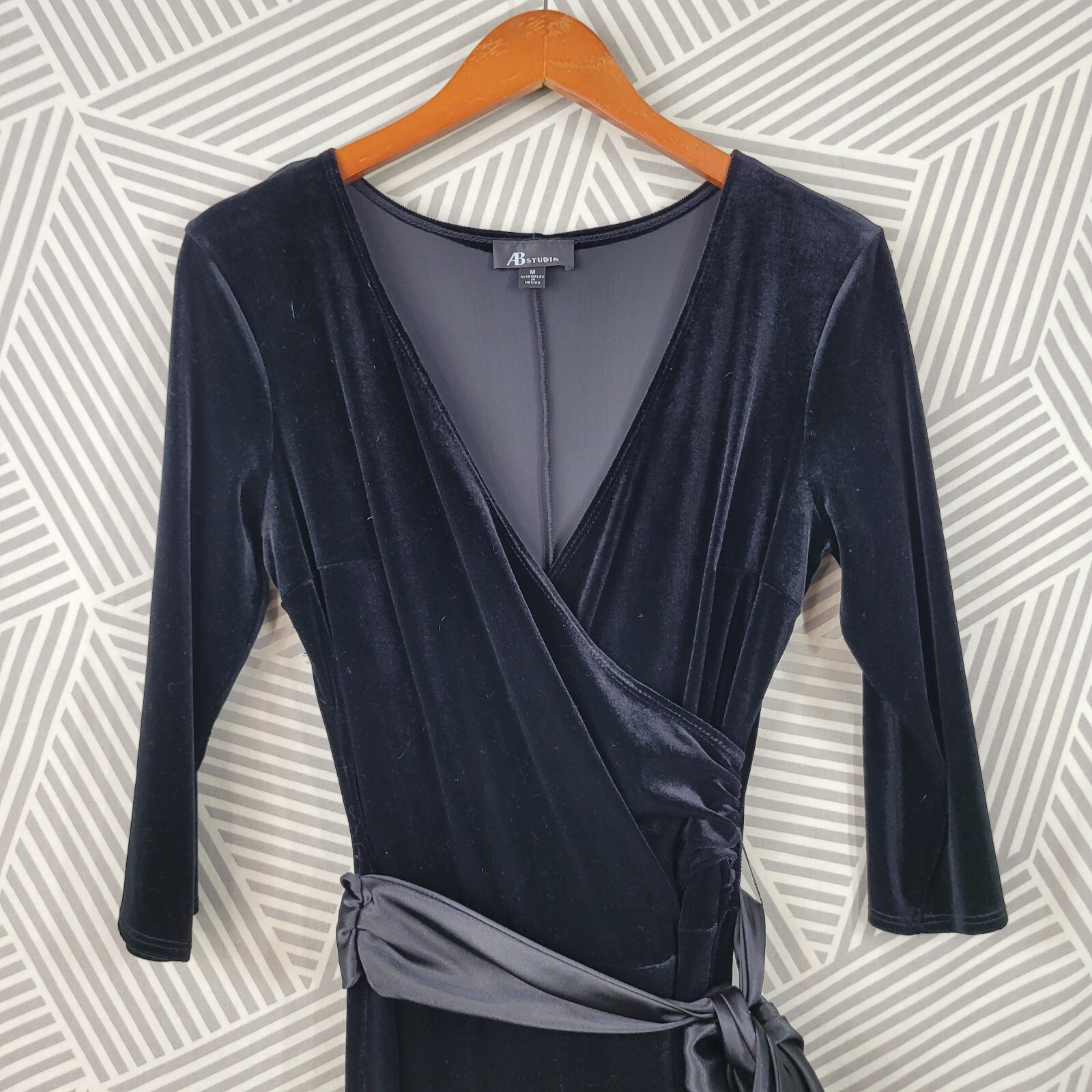 Vintage Black Velvet Wrap Top Dress size Medium Evening Alt Sexy Event Satin Bow