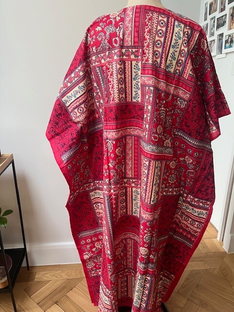 lovely HASLEMERE COLLECTIONS ladies long cotton cherry red print kaftan one size
