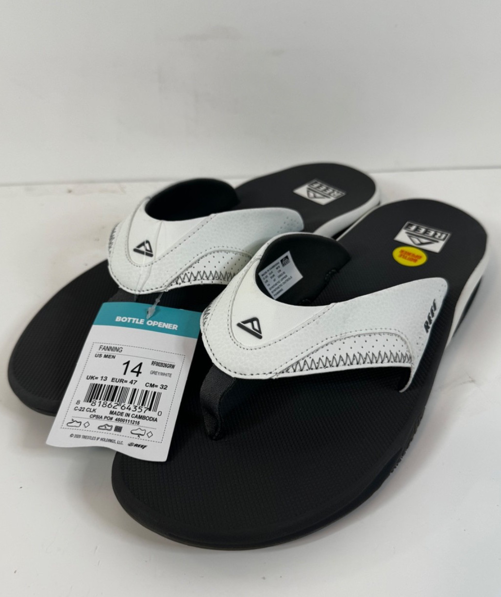 Reef Fanning Men’s Flip Flops Size 14 Black White Bottle Opener Sandals