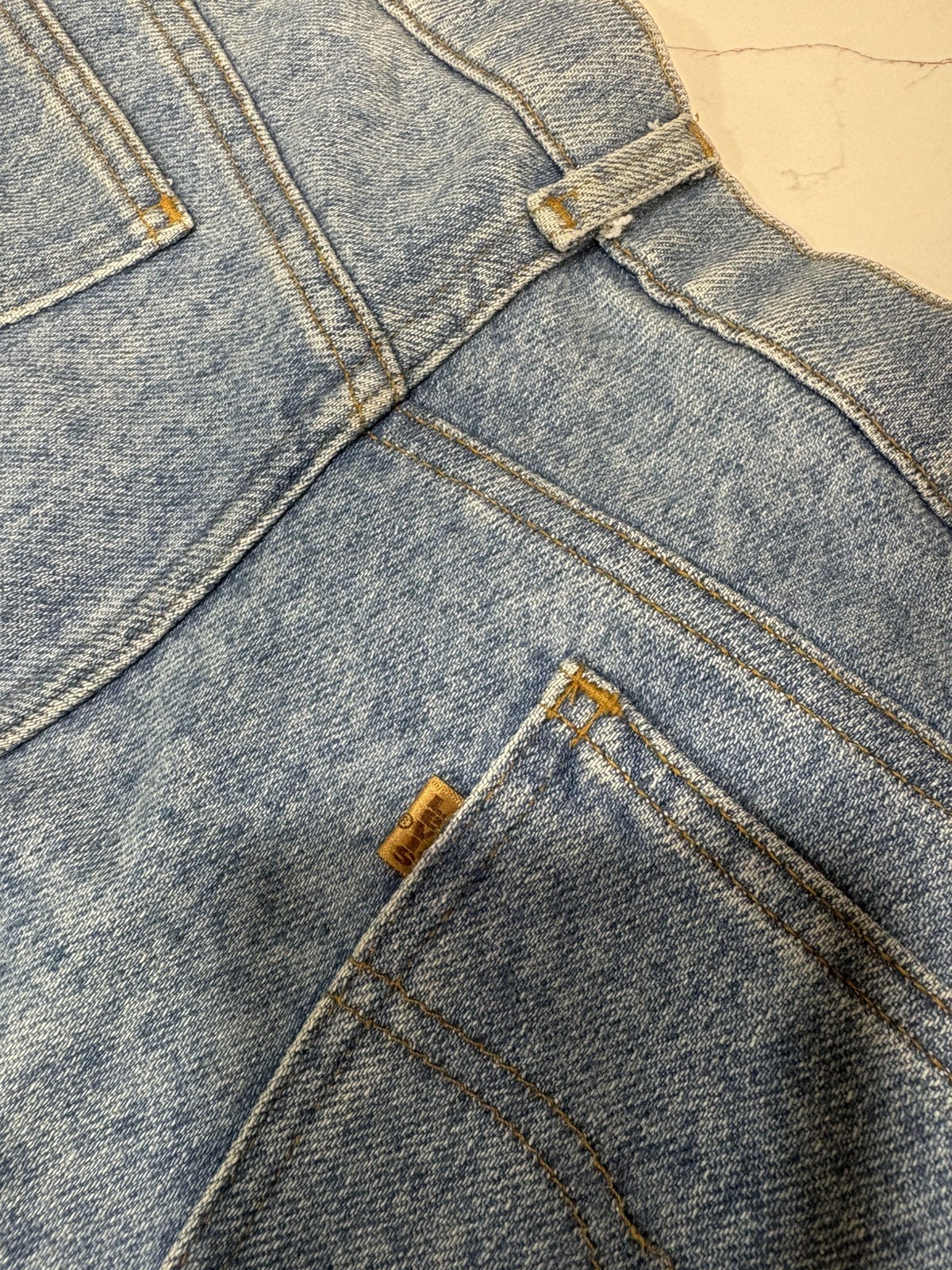 Vintage Levi’s 505 Orange Tab Jeans Made in USA Mens 40×32 Straight Button…