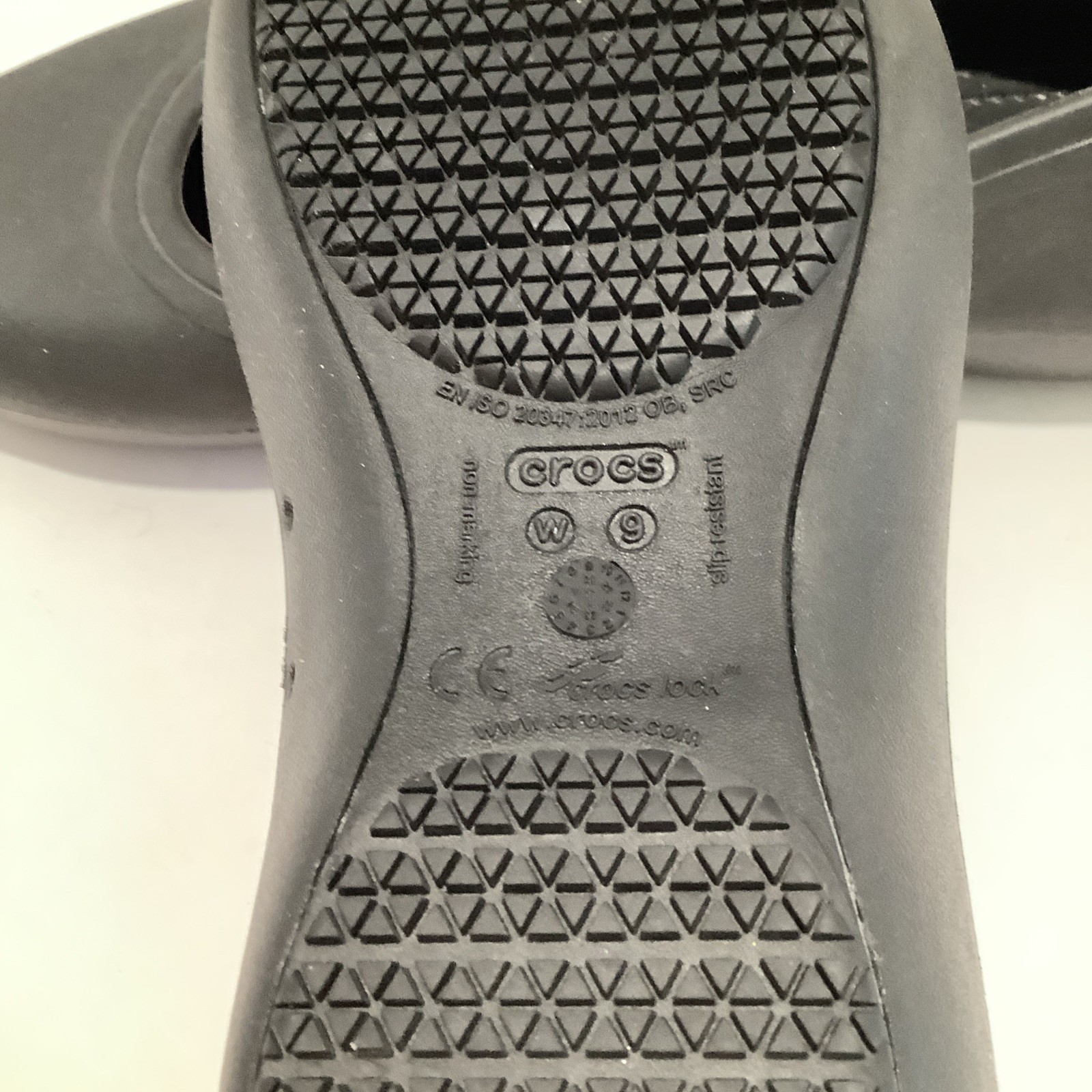 Crocs Women’s Size 9M Black Slip Resistant Shoes Comfortable Work Flats, Exc
