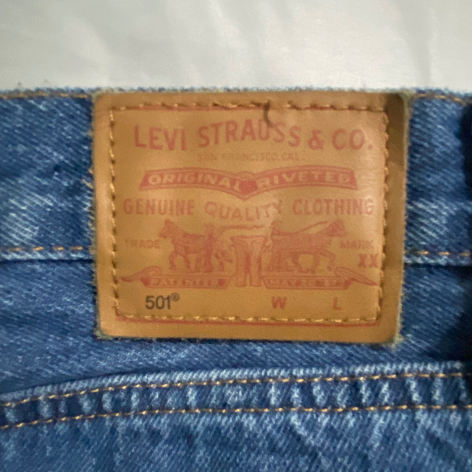 Levis Premium 501 Original Fit Jeans Mens 29×30 Med Wash Blue Button Fly Big E