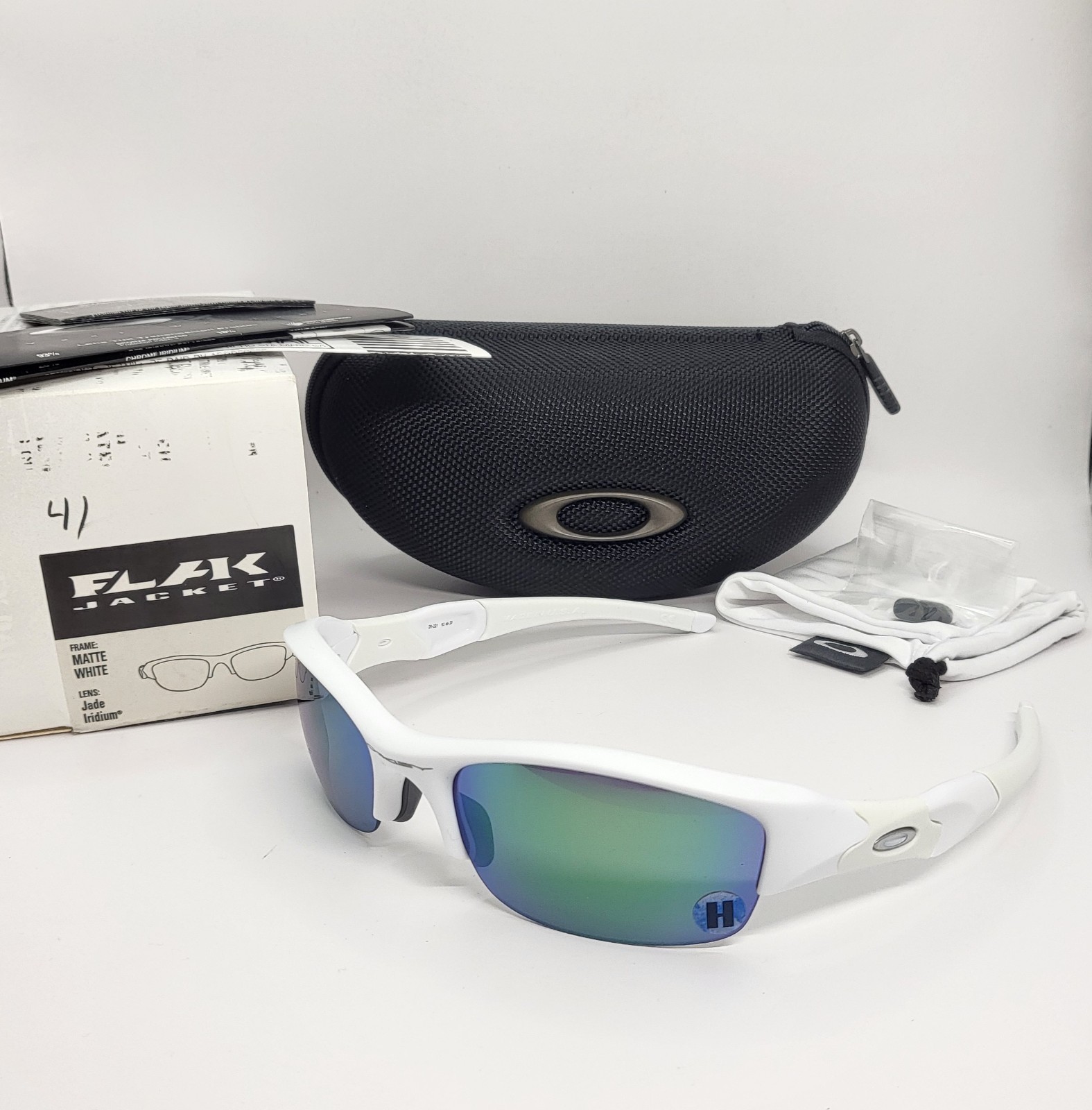 New OAKLEY FLAK JACKET 1.0 Matte White w/ Jade Iridium 26-221 Rare AUTHENTIC!