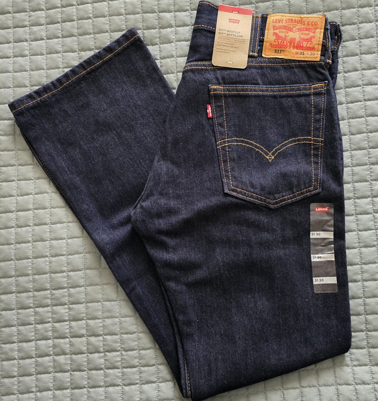 NWT Levi’s 517 Bootcut Jeans Mens 31×30 Blue Dark Wash Demin Cotton Western NEW