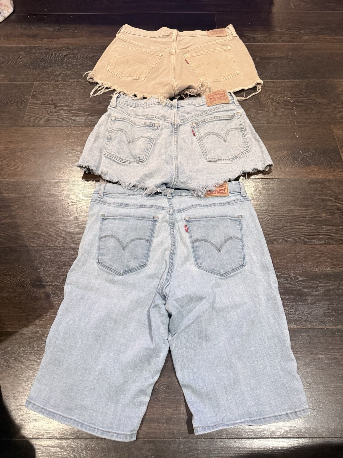 Lot of 3 Women’s Denim Shorts Levi’s Mixed Styles W30 W30 W31 Distressed