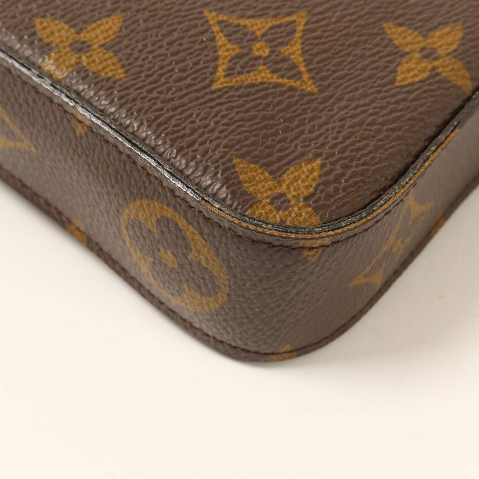 LOUIS VUITTON LV GHW Pochette Felicie Chain Shoulder M61276 Monogram Brown/Red