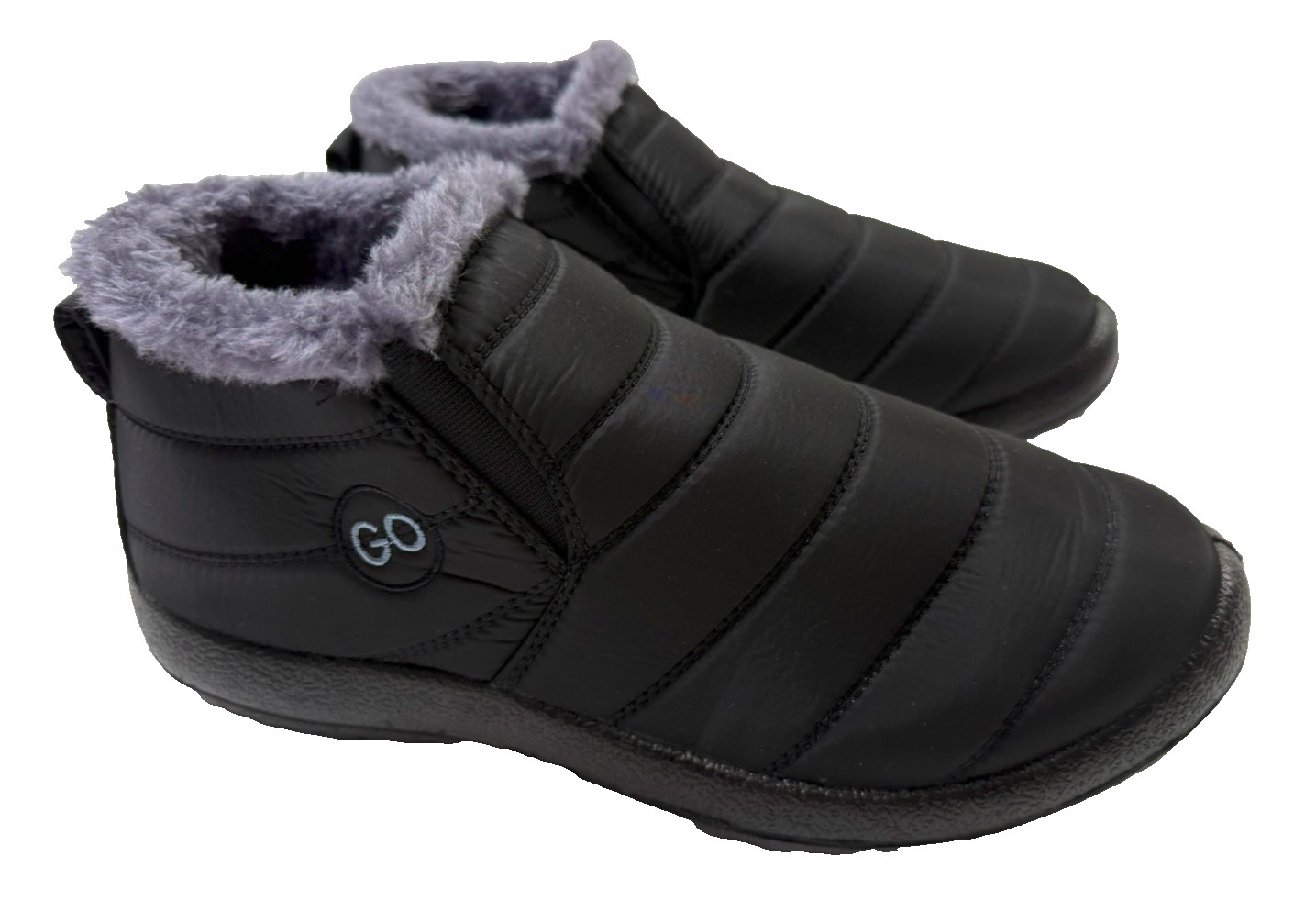 Women’s GO Winter Shoes Size 10 (US) (They are sized 43 in Chinese sizing) Black
