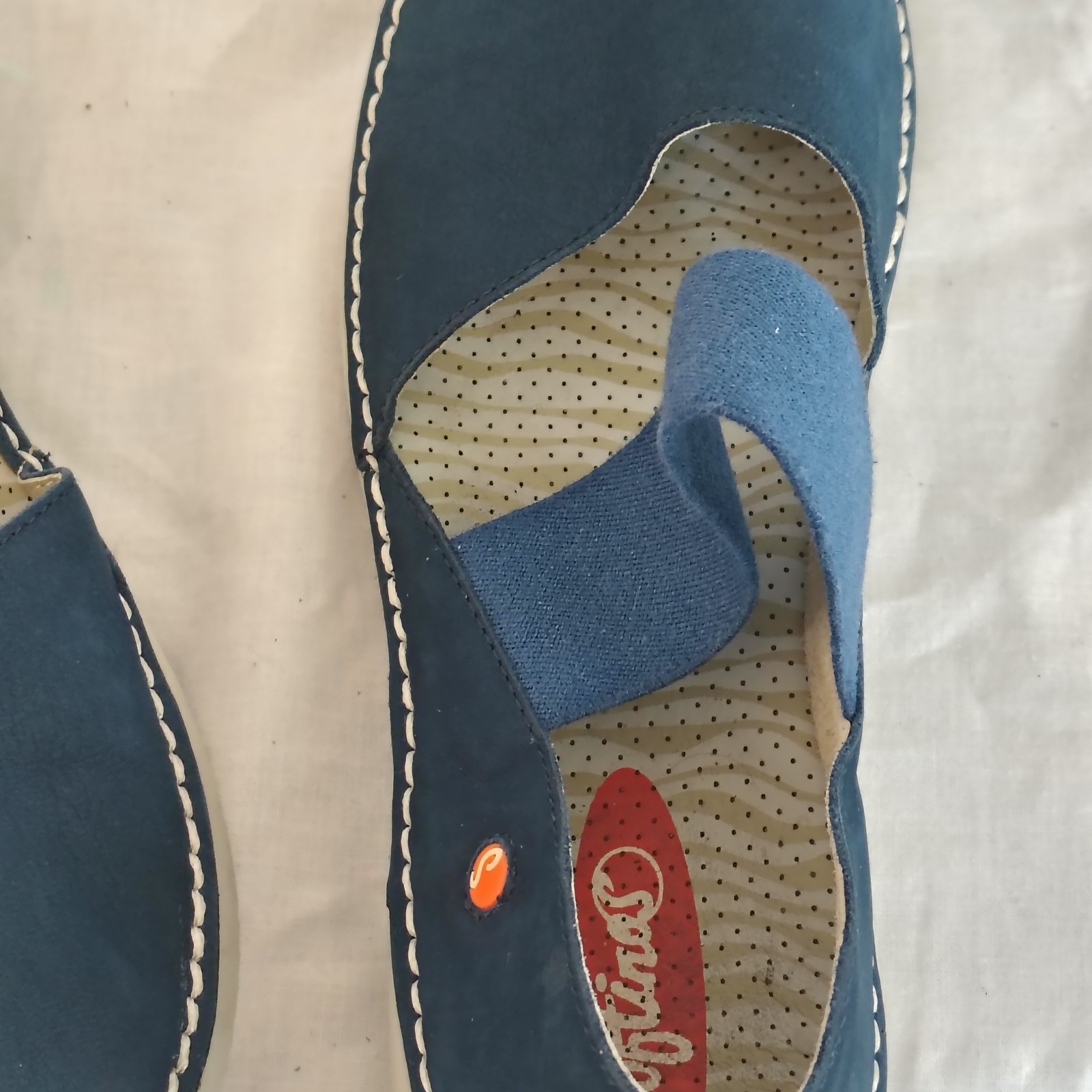 Softinos FLY LONDON Teja Mary Jane Navy Nubuck Leather Flats EU 40 / US 9-9.5