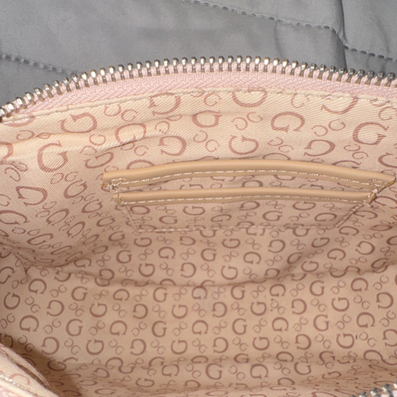 GUESS Pink Logo Crescent Shoulder Bag Small Zip Studded Detachable Strap