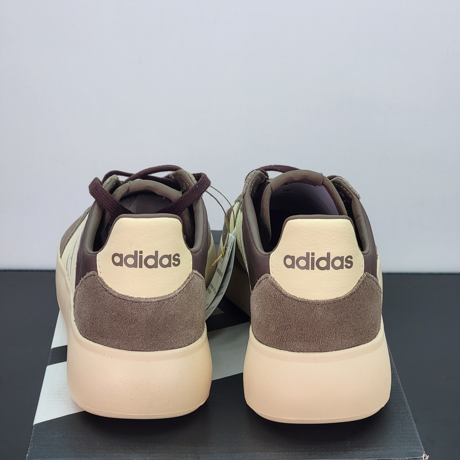 Adidas Barreda Men’s Size 7.5 Athletic Shoes Brown Footwear Casual Sneakers