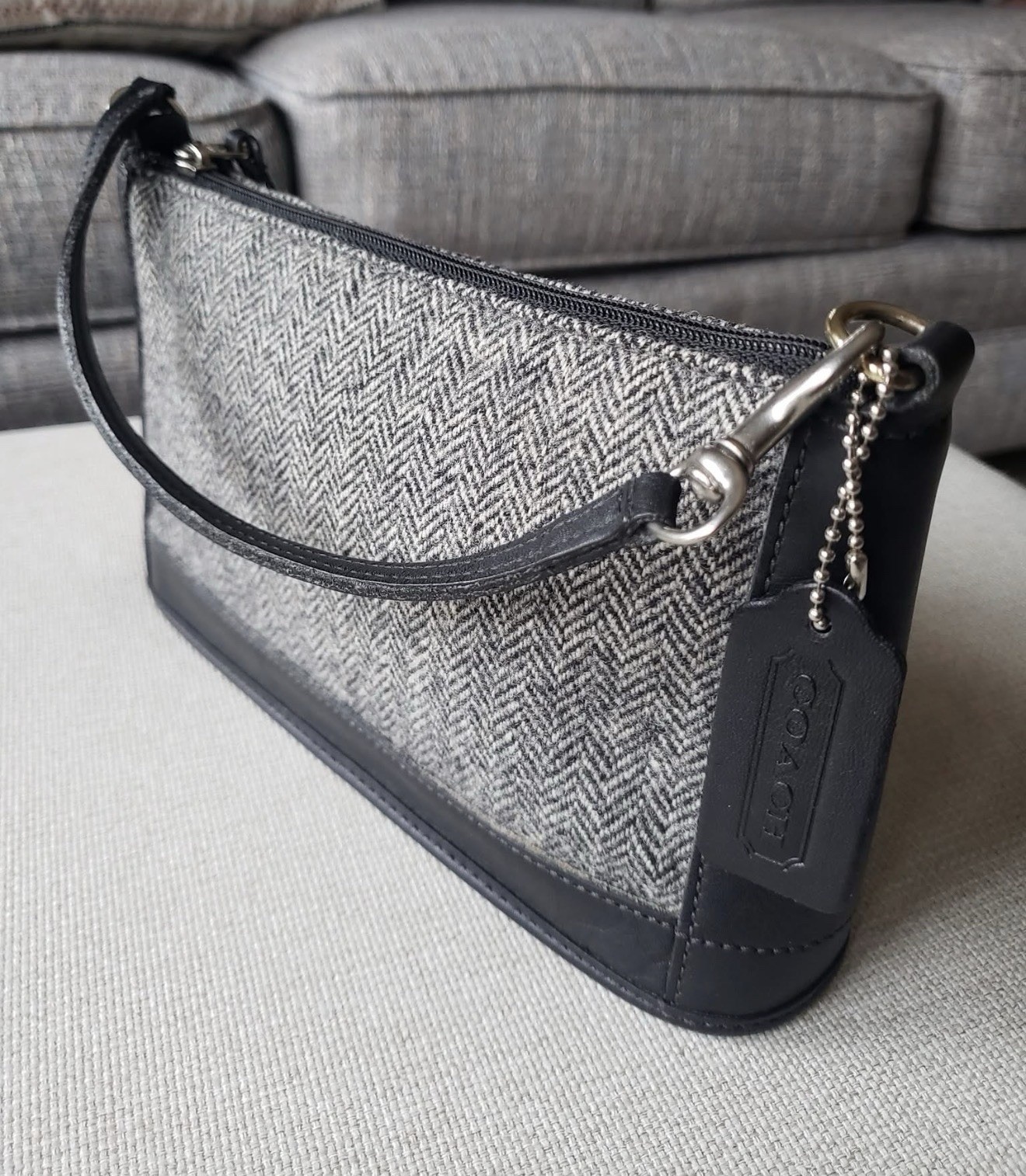 COACH Vintage 1999 Bleecker Black Tweed & Leather Demi Bag 6112 Beautiful