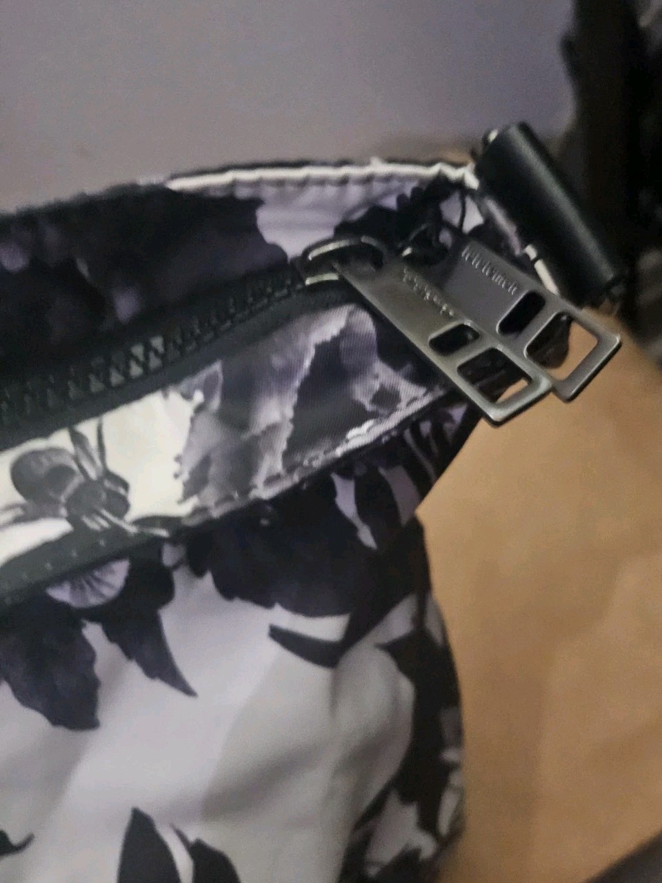 Lululemon Carry Me Om Tote Black White Floral Gym Bag **No Strap** Large -Rare