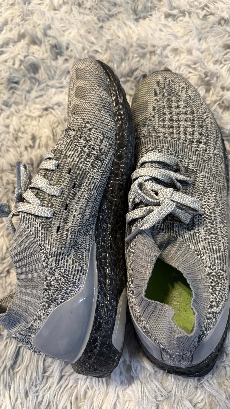adidas UltraBoost Men’s Low Top Lace Up Athletic Sneaker Gray/Black