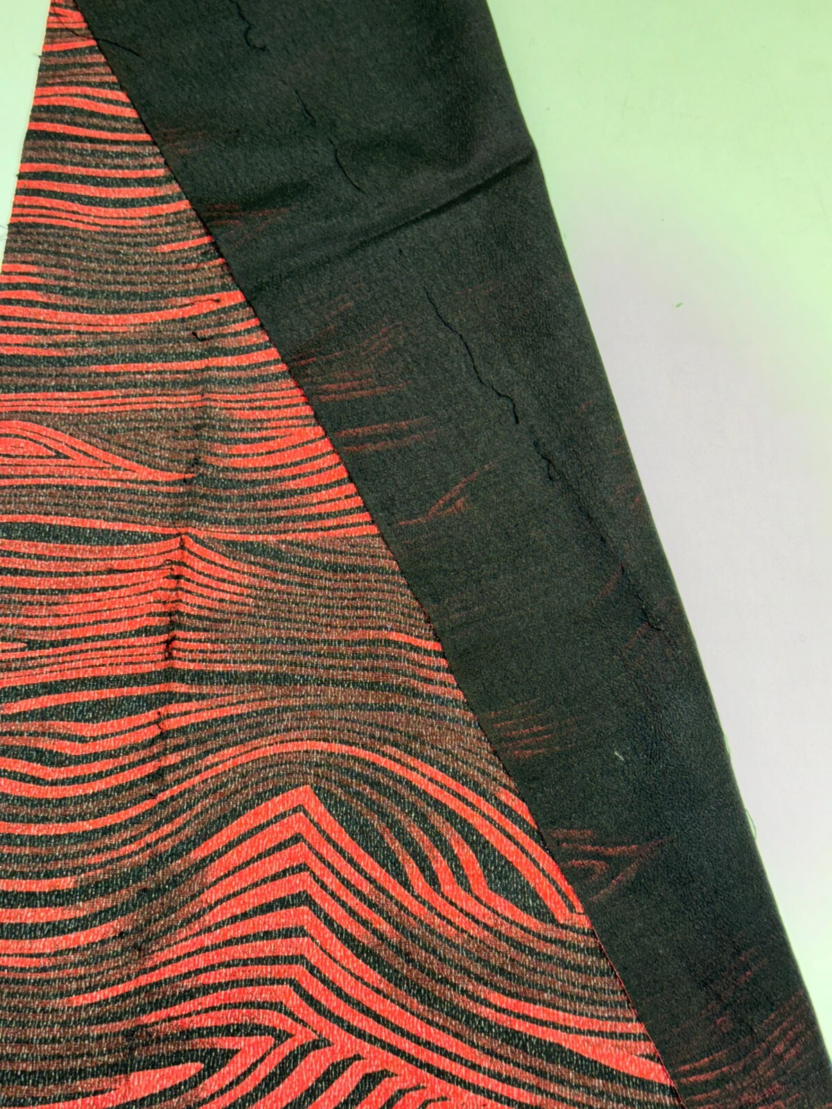 Japanese Vintage Kimono Fabric cloth Boro silk Red Black Tradition Dirt 57×7.4in