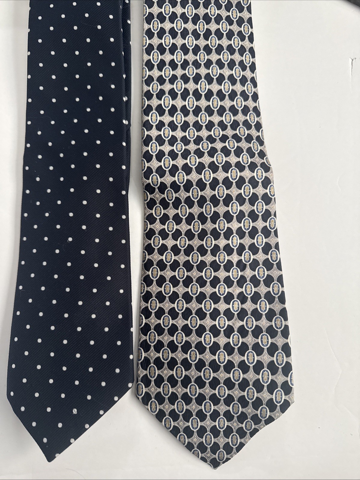 Lot 18 Modern Men’s Neckties • Stripes, Paisley, Novelty, Dress & Office Wear