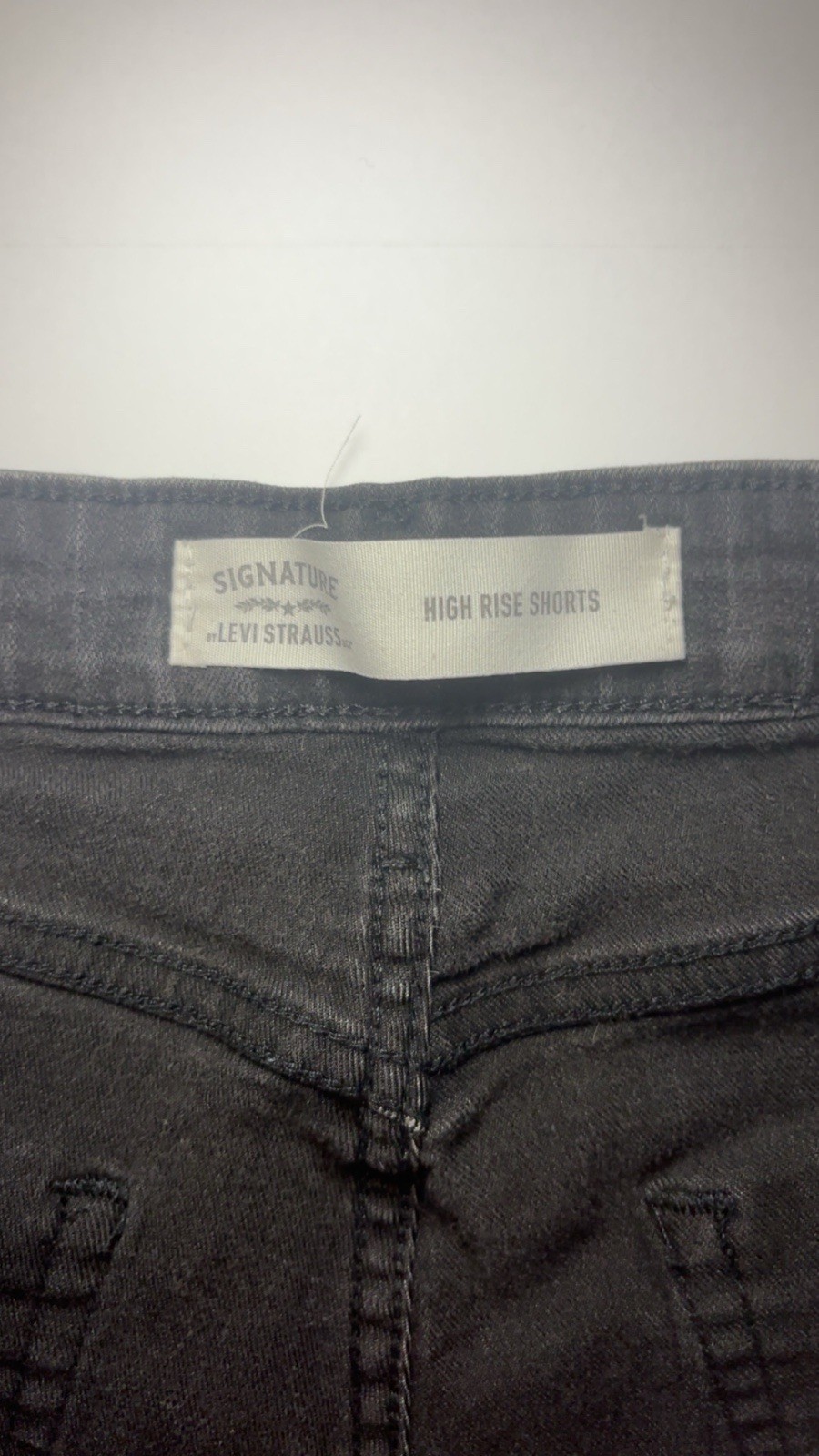 Signature by Levi Strauss Women’s Black Denim Shorts 14 High Rise 32W 5-Pocket